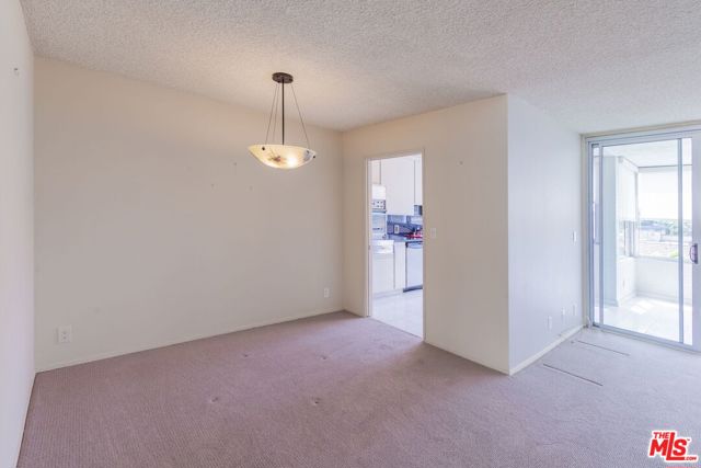 8701 Delgany Avenue, Playa del Rey CA: https://media.crmls.org/mediaz/41dbe654-a054-4874-ab53-51d025e80770.jpg