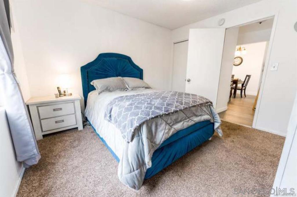 MLS #250036653SD image #16