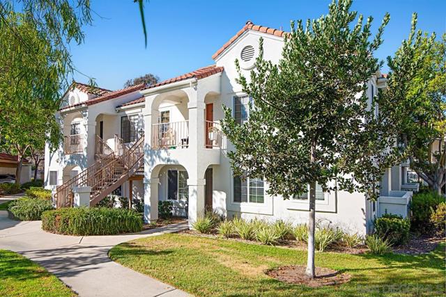 13327 Caminito Ciera, San Diego CA: https://media.crmls.org/mediaz/41dca6aa-195a-4c39-9c42-14b63f691960.jpg