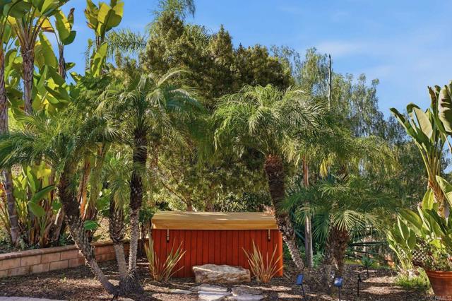 Detail Gallery Image 49 of 68 For 1921 Cresthaven Dr, Vista,  CA 92084 - 4 Beds | 3 Baths