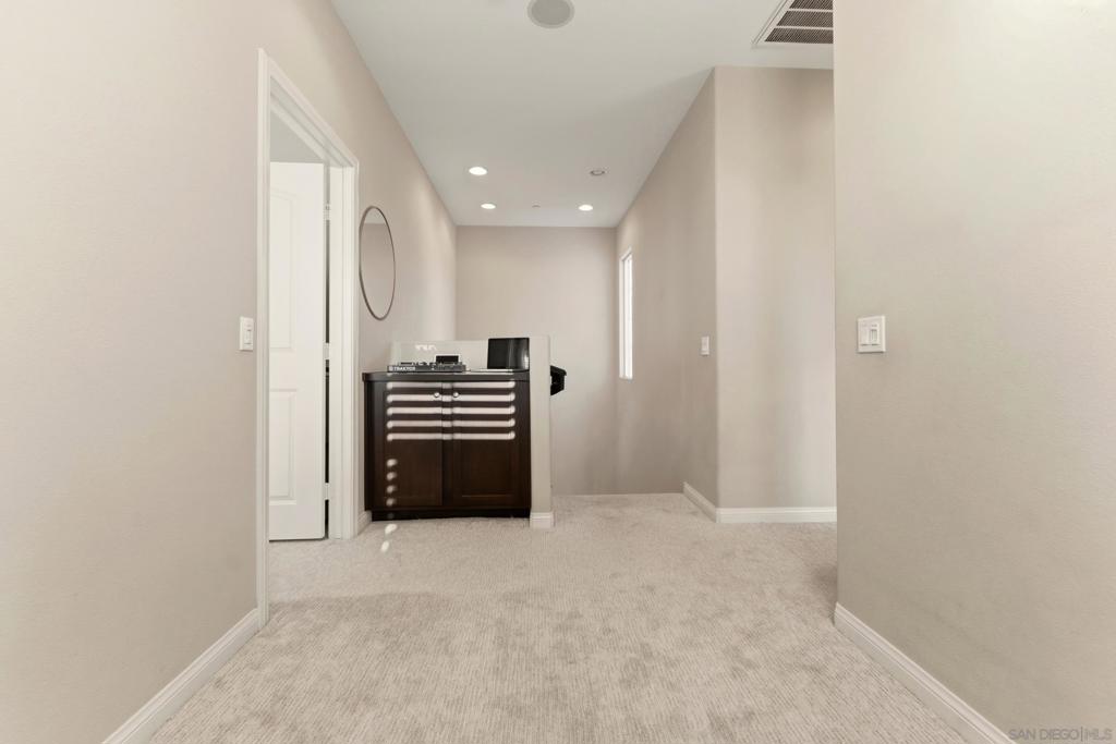 MLS #250045028SD image #16