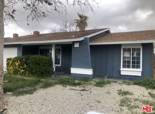 601 E Avenue J5, Lancaster CA: https://media.crmls.org/mediaz/41de9e61-cfa3-4475-b571-4fc3d31ab577.jpg