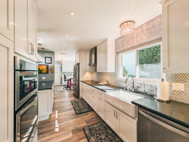 16482 Roca Dr, San Diego CA: https://media.crmls.org/mediaz/41df132f-138f-4a3a-ba1c-28770e8d54dc.jpg