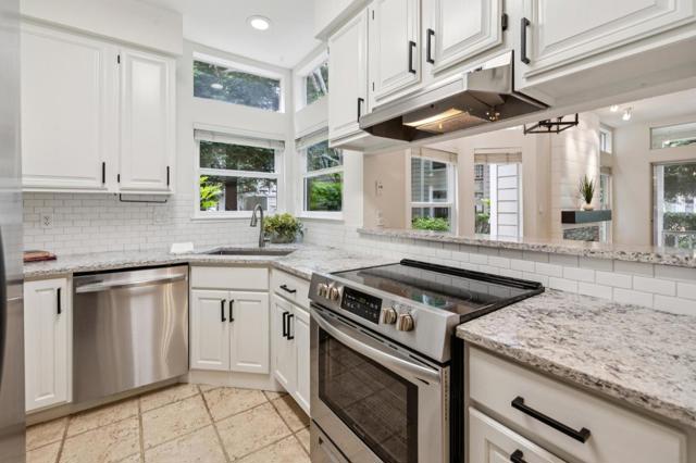 240 Amesport, Half Moon Bay CA: https://media.crmls.org/mediaz/41e085ab-eb74-4119-90dc-913480753e85.jpg
