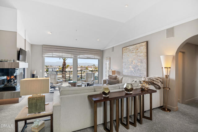 Detail Gallery Image 11 of 31 For 1758 Emerald Isle Way, Oxnard,  CA 93035 - 2 Beds | 2/1 Baths