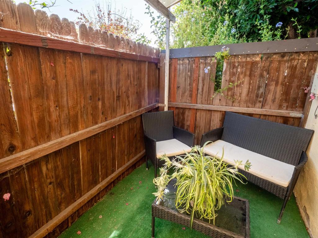 4411 Mcclintock - photo 14
