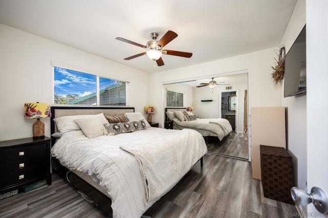 13306 Tawanka Dr, Poway CA: https://media.crmls.org/mediaz/41e11ae3-cd77-42f6-879d-9a832086e4a2.jpg