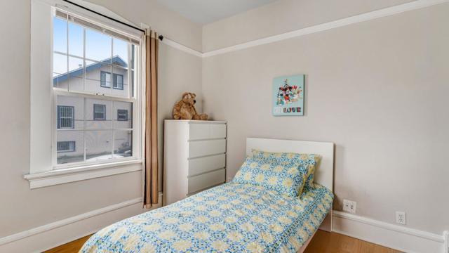 841 Geneva Avenue, San Francisco CA: https://media.crmls.org/mediaz/41e1d2b2-0a5f-4224-af0d-a1077edd05bb.jpg