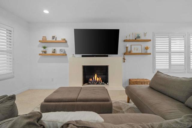 9026 W Hamilton St, Rancho Cucamonga CA: https://media.crmls.org/mediaz/41e3112a-eaae-456e-9c07-78e071006f5e.jpg