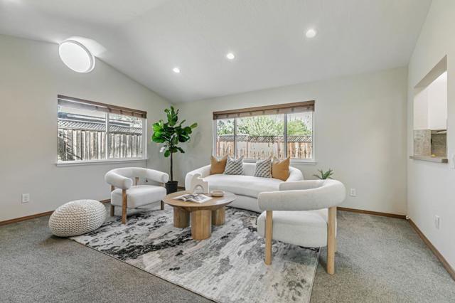 7370 Pegasus Way, San Jose CA: https://media.crmls.org/mediaz/41e3da3f-c2a3-49fb-a986-181dcf5cc573.jpg