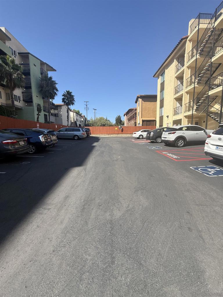 MLS #250032183SD image #12