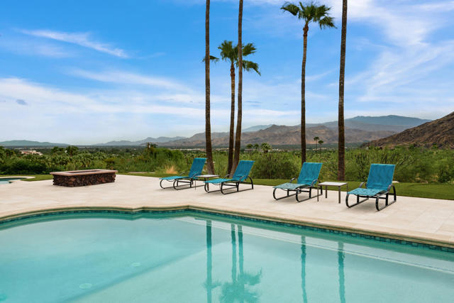 855 W Coronado Avenue, Palm Springs, CA 92262