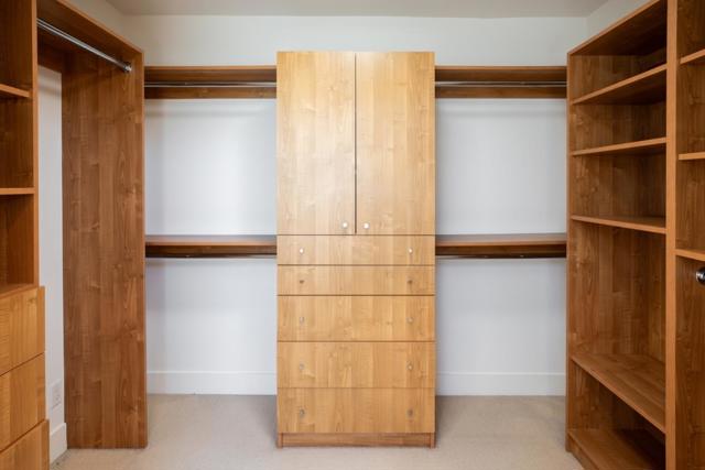 331 Arlington Road, Redwood City CA: https://media.crmls.org/mediaz/41e52b6f-5792-43fe-b1c2-24827d84e183.jpg