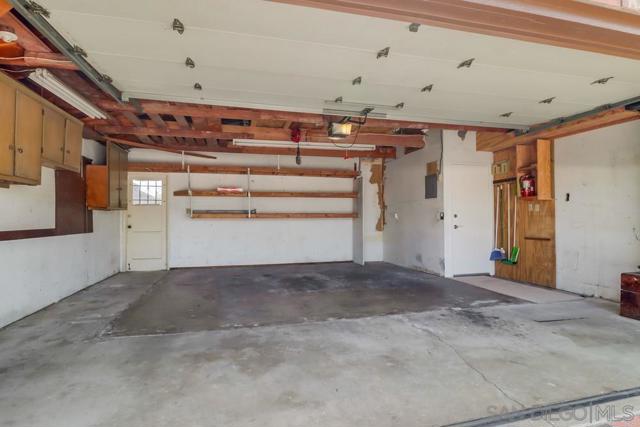 6081 Veemac, La Mesa CA: https://media.crmls.org/mediaz/41e5467a-4751-41e7-92f8-ad1e8b2c6940.jpg