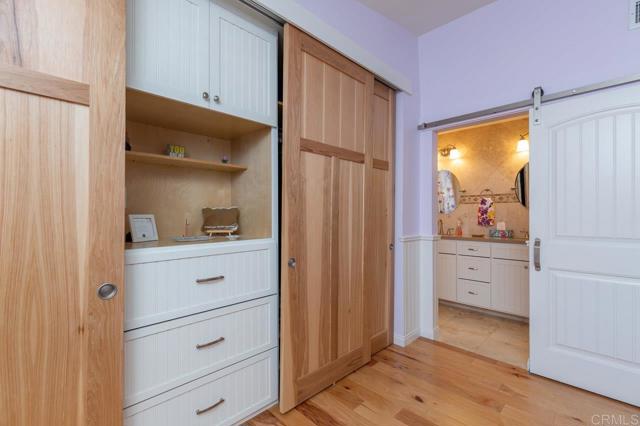 6714 Bedlow Ct, San Diego CA: https://media.crmls.org/mediaz/41e59d39-5189-4d39-baec-6f737913ac12.jpg