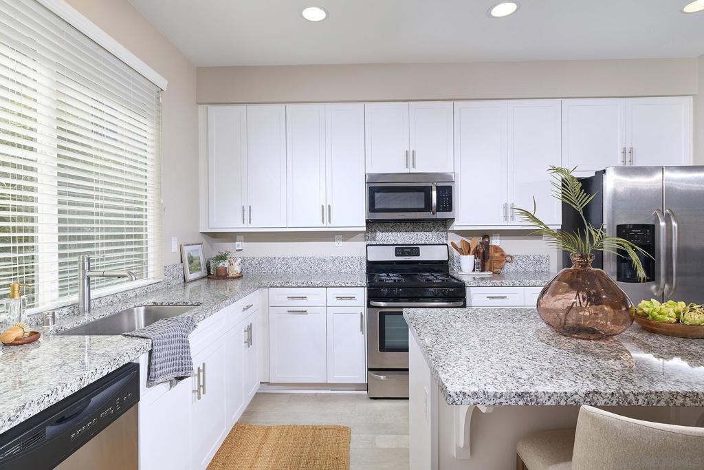 11313 Zapata Ave - photo 9