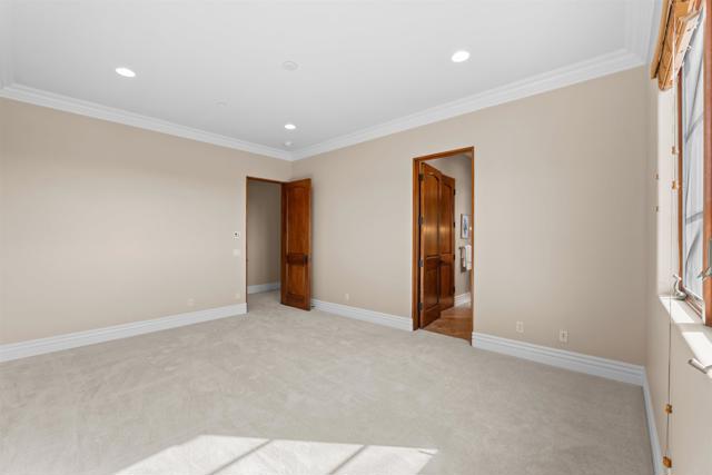 Image 35 of 67 For 2428 Catalina Avenue