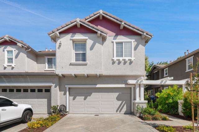 271 Washington Drive, Brentwood CA: https://media.crmls.org/mediaz/41e6fac6-eada-43d8-884d-b2bed7653701.jpg