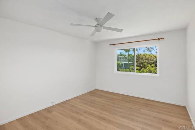 2294 Caminito Castillo, La Jolla CA: https://media.crmls.org/mediaz/41e7806d-5682-4a32-b97c-76d72e80de8b.jpg