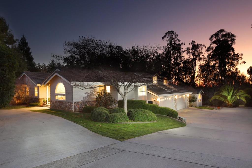 10230 Golden Meadow Circle
