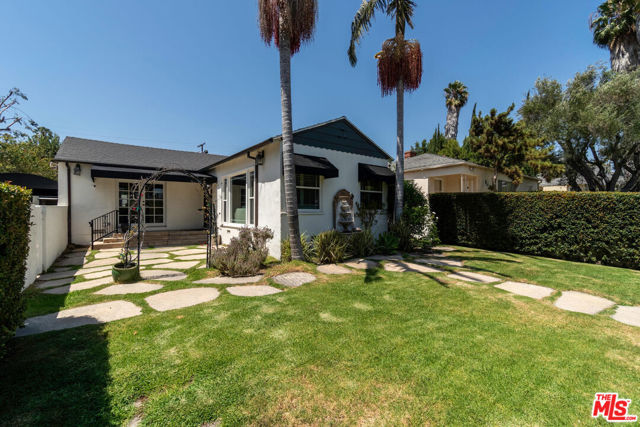 3233 Castle Heights Ave, Los Angeles, CA 90034