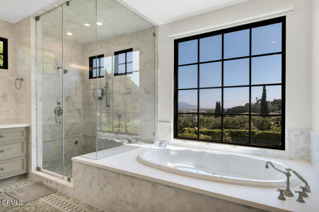 45 Valley Vista Drive, Camarillo CA: https://media.crmls.org/mediaz/41e8296e-6c81-4fc5-943e-e2ef03d73f39.jpg