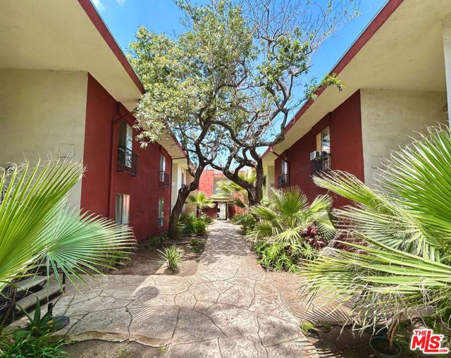 Details for 833 Alvarado Street, Los Angeles, CA 90057