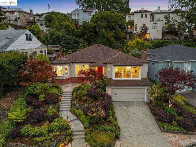 2250 Bywood Dr, Oakland CA: https://media.crmls.org/mediaz/41e901eb-68a8-4fc2-8afe-feb9472260df.jpg