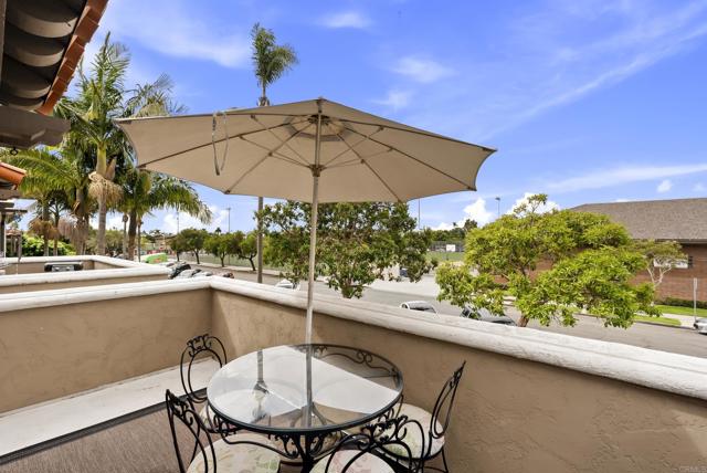 Detail Gallery Image 25 of 73 For 535 F Ave #4,  Coronado,  CA 92118 - 3 Beds | 2 Baths