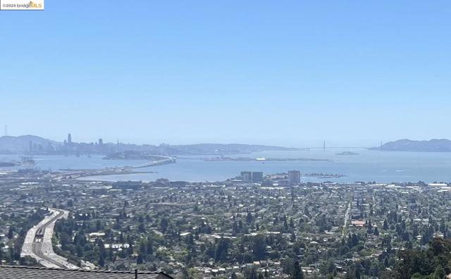 Image 2 of 42 For 1 Clipper Hill