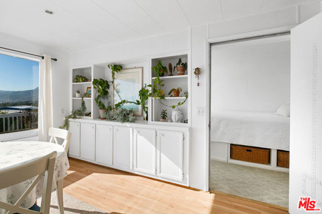 29500 Heathercliff, Malibu CA: https://media.crmls.org/mediaz/41eaa7ef-c7a3-4258-9ea2-cac598b7e79c.jpg