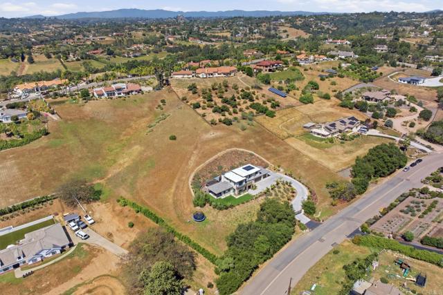 Detail Gallery Image 56 of 72 For 4407 Ramona Dr, Fallbrook,  CA 92028 - 4 Beds | 3/1 Baths