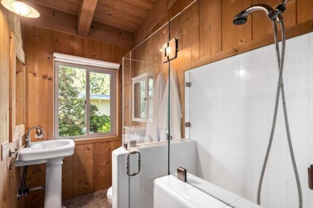 25630 Sunrise Drive, Idyllwild CA: https://media.crmls.org/mediaz/41ec3c03-36a9-4389-94da-7dfb1c153506.jpg