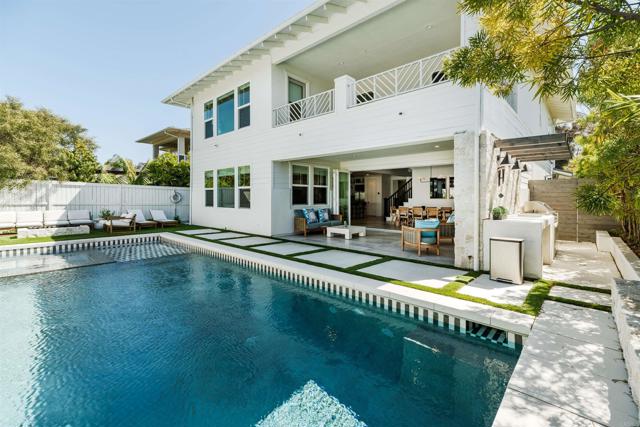 Detail Gallery Image 1 of 1 For 1204 Lanai Ct, Carlsbad,  CA 92008 - 4 Beds | 4/1 Baths