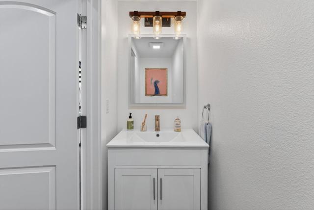 925 The Alameda, San Jose CA: https://media.crmls.org/mediaz/41ec8300-6542-44d0-878e-a325968693ef.jpg