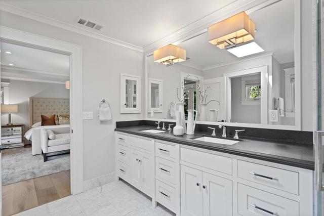 Image 35 of 92 For 1180 Lemon Avenue