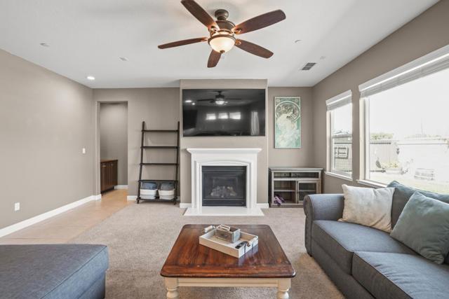 336 Wilmington Court, Brentwood CA: https://media.crmls.org/mediaz/41ecb464-b233-44c3-9c4d-ae0cdaaa4367.jpg