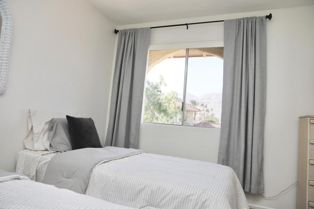 73167 Alice Marble Lane, Palm Desert CA: https://media.crmls.org/mediaz/41ed4d33-8291-4567-afe5-7cd65e548801.jpg