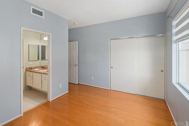 4104 Via Candidiz, San Diego CA: https://media.crmls.org/mediaz/41ee30e7-0e06-4c77-9794-e18f06c02612.jpg