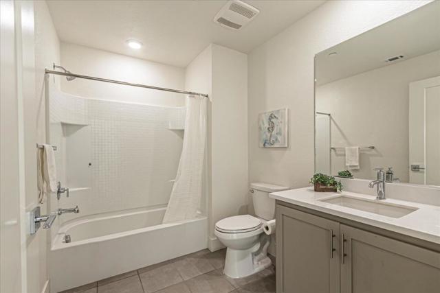 Image 27 of 43 For 45188 Ambition Street 201