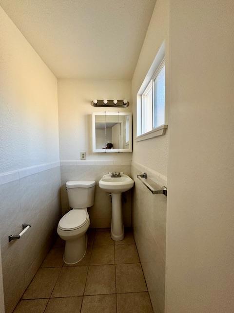 607 Calaveras Drive, Salinas CA: https://media.crmls.org/mediaz/41efcb7c-7d60-44a5-aabd-a8434c6d215f.jpg