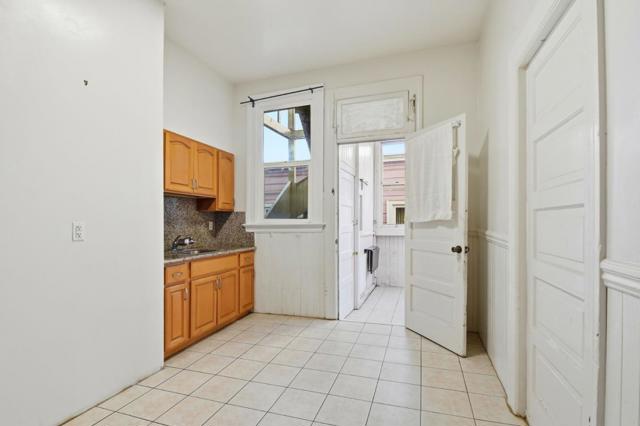 21182122 Mason Street, San Francisco CA: https://media.crmls.org/mediaz/41f0e092-2bf9-4f74-a372-dc2f5771edaf.jpg