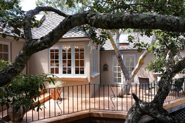 0 Forest 3 SE of 8th Avenue, Carmel CA: https://media.crmls.org/mediaz/41f23d17-05d9-4d65-a76d-63deebf53a82.jpg