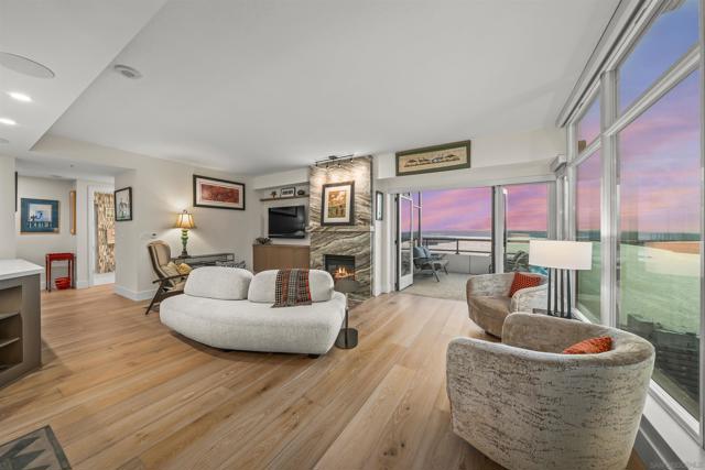 1199 Pacific Hwy, San Diego CA: https://media.crmls.org/mediaz/41f42b2a-d582-43b1-8511-bc750d524958.jpg