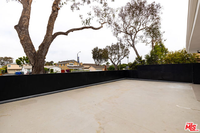 2656 W Carson Street, Torrance CA: https://media.crmls.org/mediaz/41f574cf-a6e8-44d3-bf9d-3004db7677e9.jpg