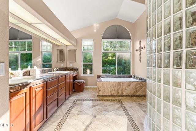 Detail Gallery Image 44 of 75 For 1639 San Rafael Way, Camarillo,  CA 93012 - 5 Beds | 4 Baths