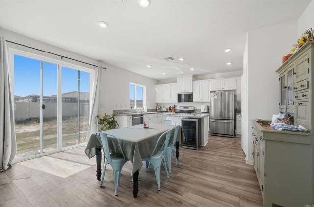 Detail Gallery Image 5 of 27 For 30847 Southend Ln, Winchester,  CA 92596 - 4 Beds | 2/1 Baths