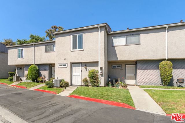 1718 Puente Avenue, Baldwin Park CA: https://media.crmls.org/mediaz/41f7eb82-90ee-4b52-8ce8-09461f06d961.jpg