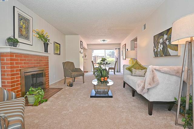 4248 Mabel Avenue, Castro Valley CA: https://media.crmls.org/mediaz/41f85153-77db-4e81-a595-33fe9deb258e.jpg