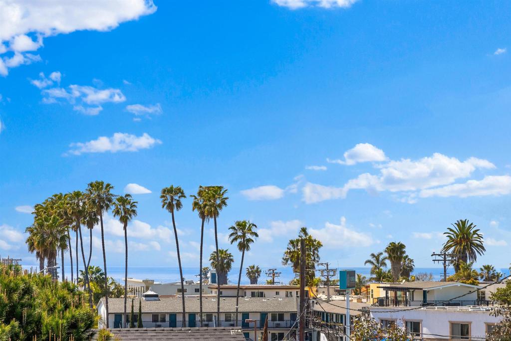 https://media.crmls.org/mediaz/41f8bfcf-a53e-4720-99c2-e954f41a8d6b.jpg?preset=X-Large